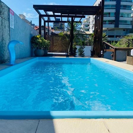 Residencial Com Piscina Possui Jacuzzi Aquecida Com Hidromassagem Villa Bombinhas Eksteriør billede