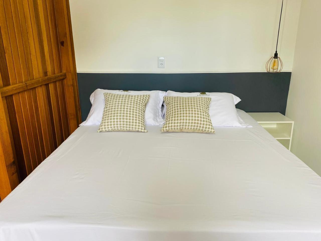Residencial Com Piscina Possui Jacuzzi Aquecida Com Hidromassagem Villa Bombinhas Eksteriør billede