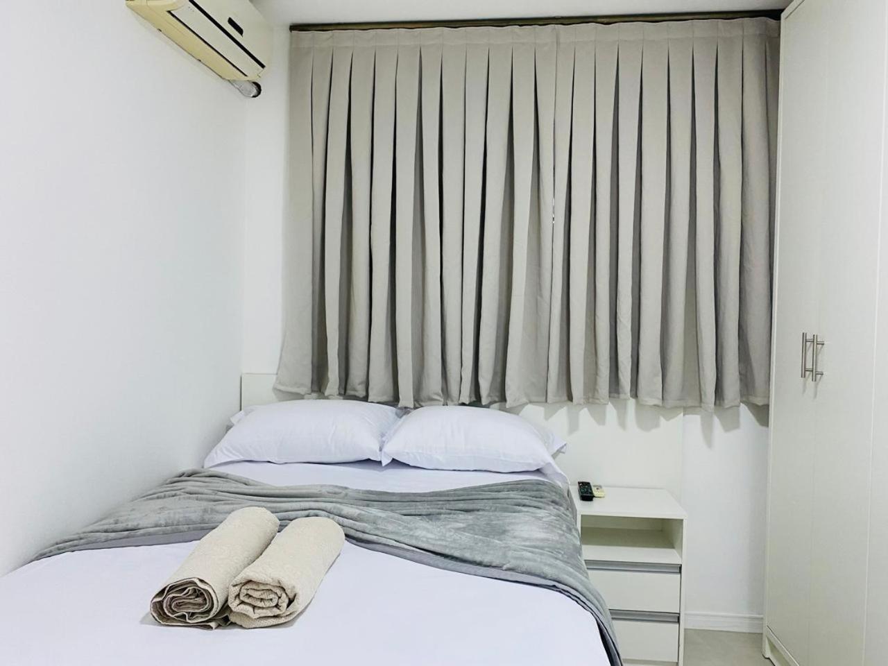 Residencial Com Piscina Possui Jacuzzi Aquecida Com Hidromassagem Villa Bombinhas Eksteriør billede